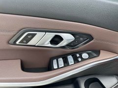 BMW 3 Series 320i M Sports Package - фото 13