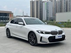 BMW 3 Series 320i M Sports Package - фото 3