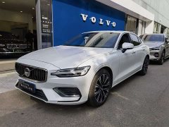 Volvo S60 B4 Zhiyuan Luxury Edition - фото 1