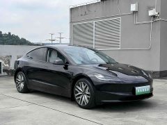 Tesla Model 3 long-range all-wheel drive version - фото 2