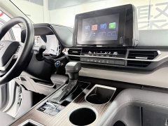 Toyota Granvia 2.5L Hybrid Comfort Edition - фото 18