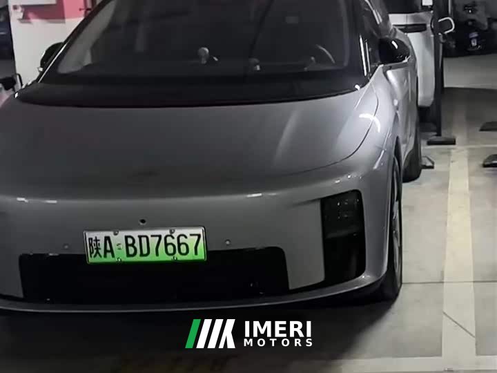 Li Auto Ideal i8 Standard Edition - автомобиль из Китая