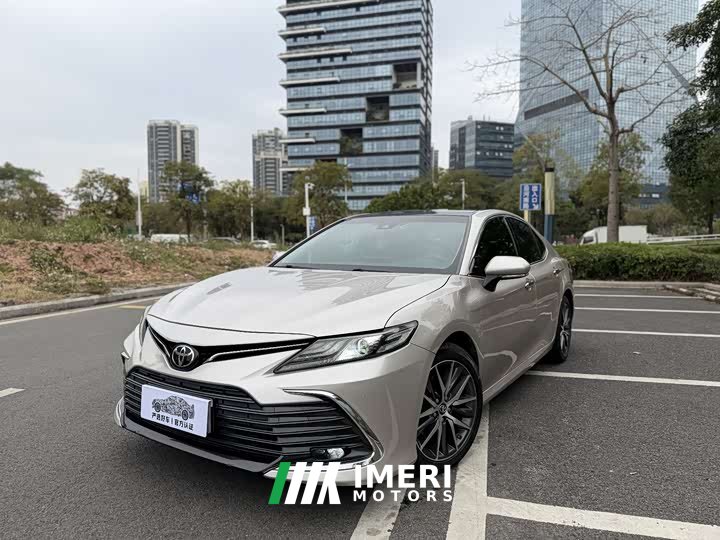 Toyota Camry 2021 2.5G Deluxe Edition - автомобиль из Китая