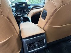 Toyota Camry 2021 2.5G Deluxe Edition - фото 19
