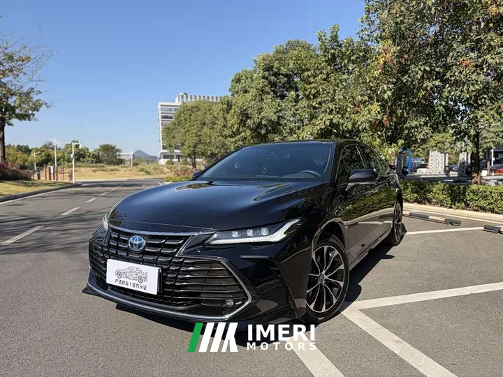 Lexus Asia Dragon 2023 Shuangqing 2.5L Deluxe Edition - автомобиль из Китая