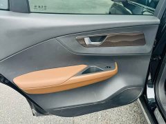 Hongqi E-QM5 Charging Qixiang Edition - фото 7