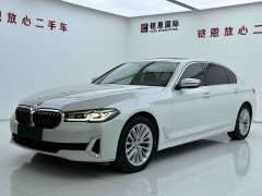 BMW 5 Series facelift 525Li luxury package - фото 1