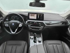BMW 5 Series facelift 525Li luxury package - фото 10
