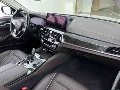 BMW 5 Series facelift 525Li luxury package - фото 6