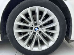 BMW 5 Series facelift 525Li luxury package - фото 7