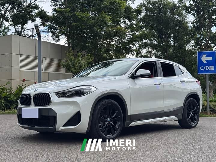 BMW X2 sDrive20i M Off-Road Package - автомобиль из Китая