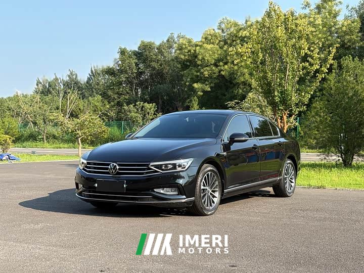 Volkswagen Magotan 2020 330TSI DSG luxury - автомобиль из Китая