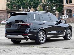 BMW X7 xDrive40i Leading Luxury Package - фото 5