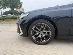 BMW 5 Series 530Li Exclusive Luxury Package - фото 11