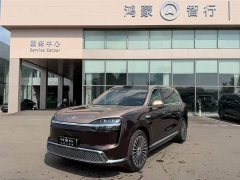 AITO Wenjie M9 extended range Ultra version 6 seats - фото 1