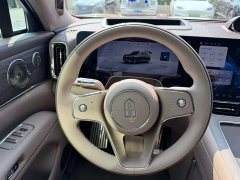 AITO Wenjie M9 extended range Ultra version 6 seats - фото 10