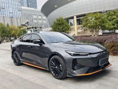 Changan UNI-V 1.5T exclusive - фото 3