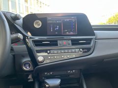 Lexus ES 2021 300h Premium Edition - фото 14
