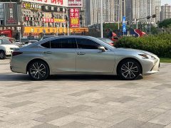 Lexus ES 2021 300h Premium Edition - фото 4
