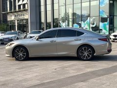 Lexus ES 2021 300h Premium Edition - фото 7