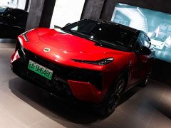 Lynk & Co ELETRE S - фото 14