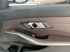 BMW 3 Series 320Li M Sports Package - фото 19