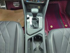 Volkswagen Tiguan L 2022 330TSI automatic two-wheel drive R-Line version - фото 16