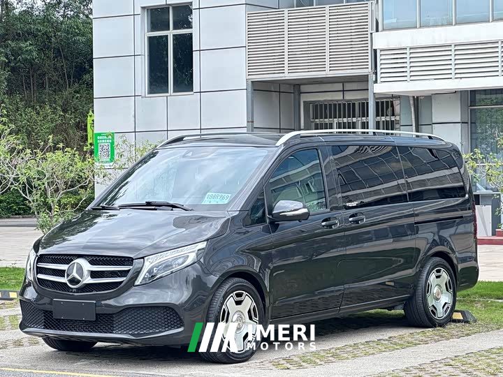 Mercedes-Benz V-Class V 260 Pilot Edition - автомобиль из Китая