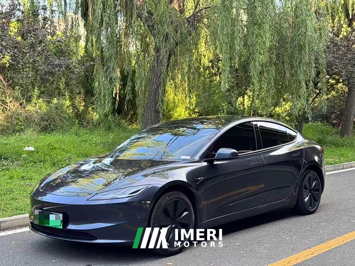 Tesla Model 3 2023 rear-wheel drive version