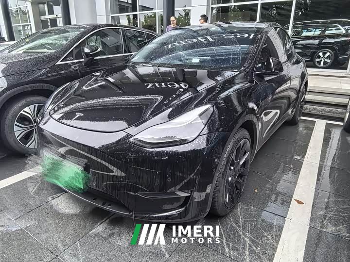 Tesla Model Y standard range rear-wheel drive version