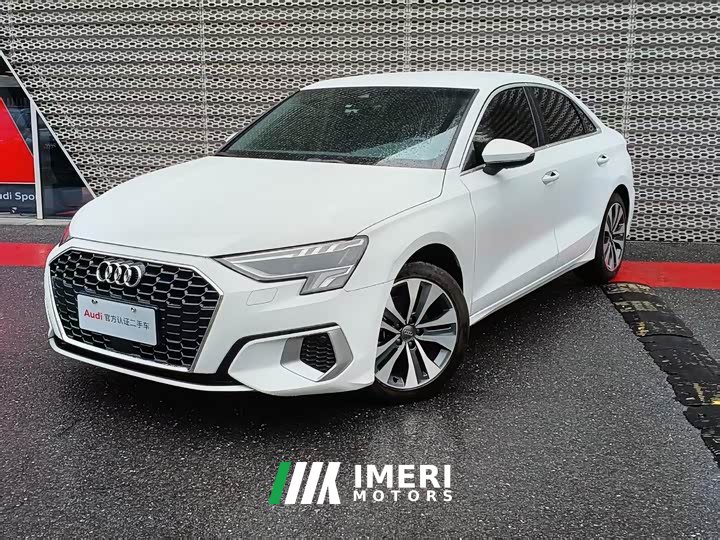 Audi A3 2021 A3L Limousine 35 TFSI aggressive and sporty - автомобиль из Китая