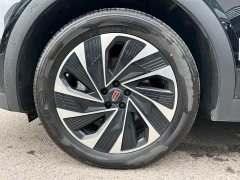 Hongqi HS7 PHEV 2.0T PHEV four-wheel drive Qichang version 7 seats - фото 13