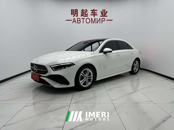 Mercedes-Benz A-Class 2023 A 180 L - автомобиль из Китая