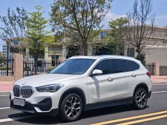 BMW X1 sDrive25Li Leading - фото 1