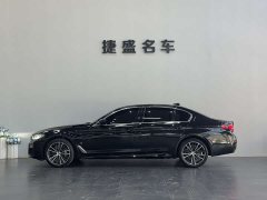 BMW 5 Series 530Li Leading M Sports Package - фото 3