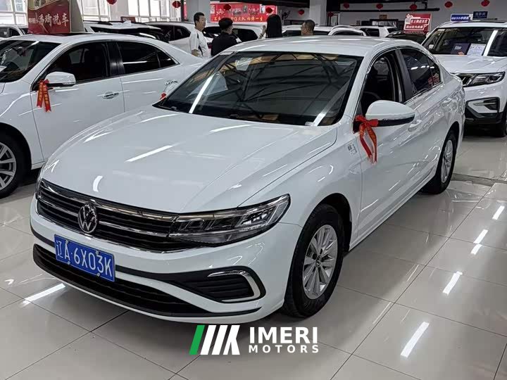 Volkswagen Bora 200TSI DSG Comfort Edition - автомобиль из Китая