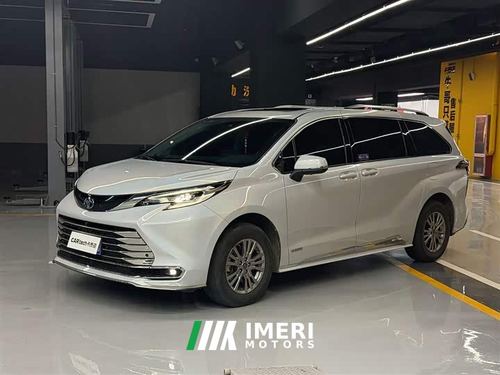 Toyota SIENNA 2.5L Hybrid Comfort Edition