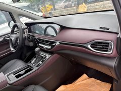 Trumpchi M6 2021 270T DCT Exclusive Edition (seven seats) - фото 7