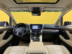 Toyota Alphard Hybrid 2.5L Luxury - фото 17