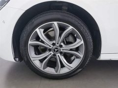 Mercedes-Benz E-Class facelift E 300 L sporty and stylish - фото 17