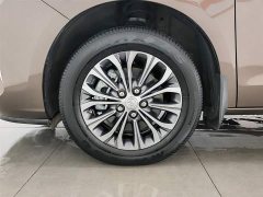 Buick GL8 Land Business Class 652T Comfort - фото 17