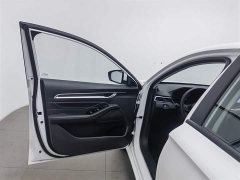Geely Emgrand 4th Generation 1.5L CVT Dragon Edition - фото 8