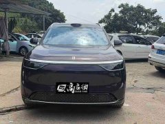 AITO Wenjie M8 pure electric Max six-seat long-range version (192-line lidar) - фото 2