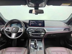 BMW 5 Series 530Li Leading M Sports Package - фото 13