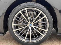 BMW 5 Series 530Li Leading M Sports Package - фото 4