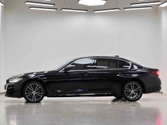 BMW 5 Series 530Li Leading M Sports Package - фото 5