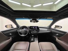 Lexus ES 2023 200 Excellence Edition - фото 11