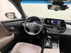 Lexus ES 2023 200 Excellence Edition - фото 13