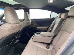 Lexus ES 2023 200 Excellence Edition - фото 9