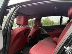 BMW 5 Series 530Li Leading M Sports Package - фото 11